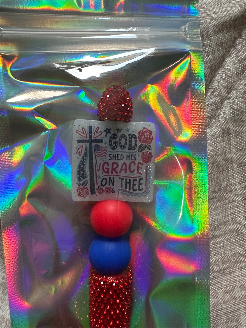 Decorative Pen with Red and Blue Beads - Inspirational Tag - Picture 2 of 3